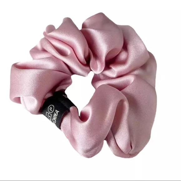 Silk hair scrunchie tie mulberry silk pink sexy shiny metallic hair pony tail - Picture 5 of 12